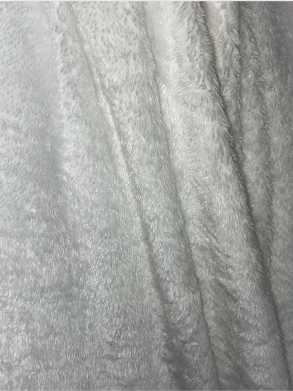 Black & White Cat Peek Plush Throw Blanket
